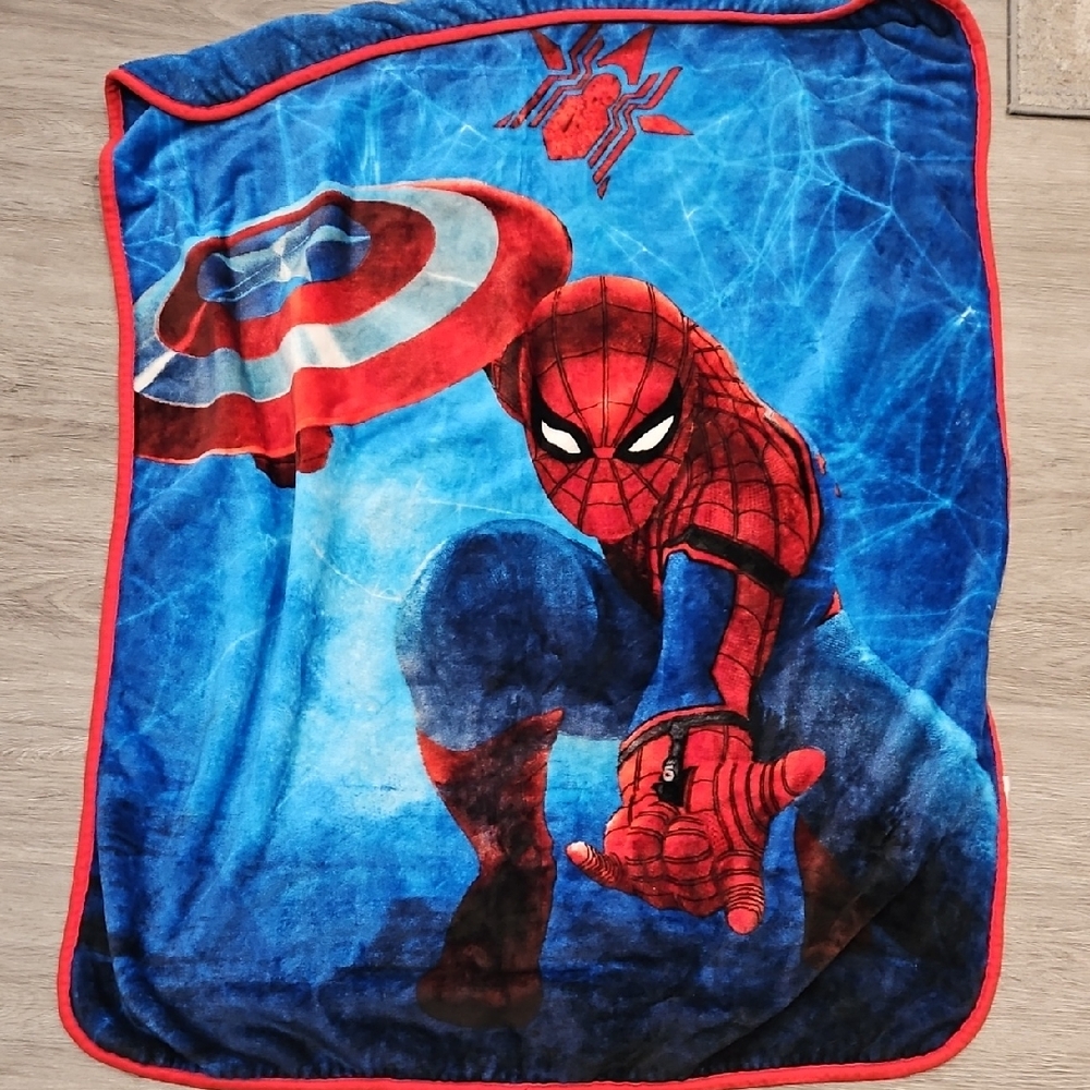 Spider-Man Blue and Red Throw Blanket